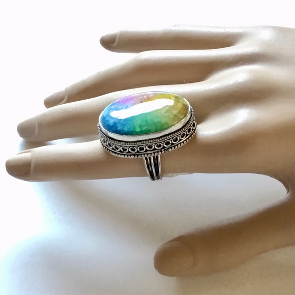 Exotic Rainbow Drusy Gemstone Ring - Vintage Style - Picture 7 of 9